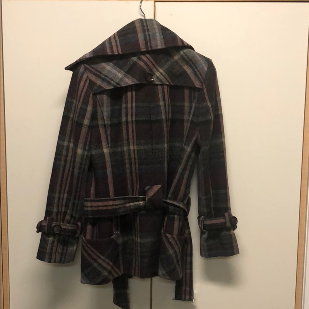 Coat - Picture 5 of 5